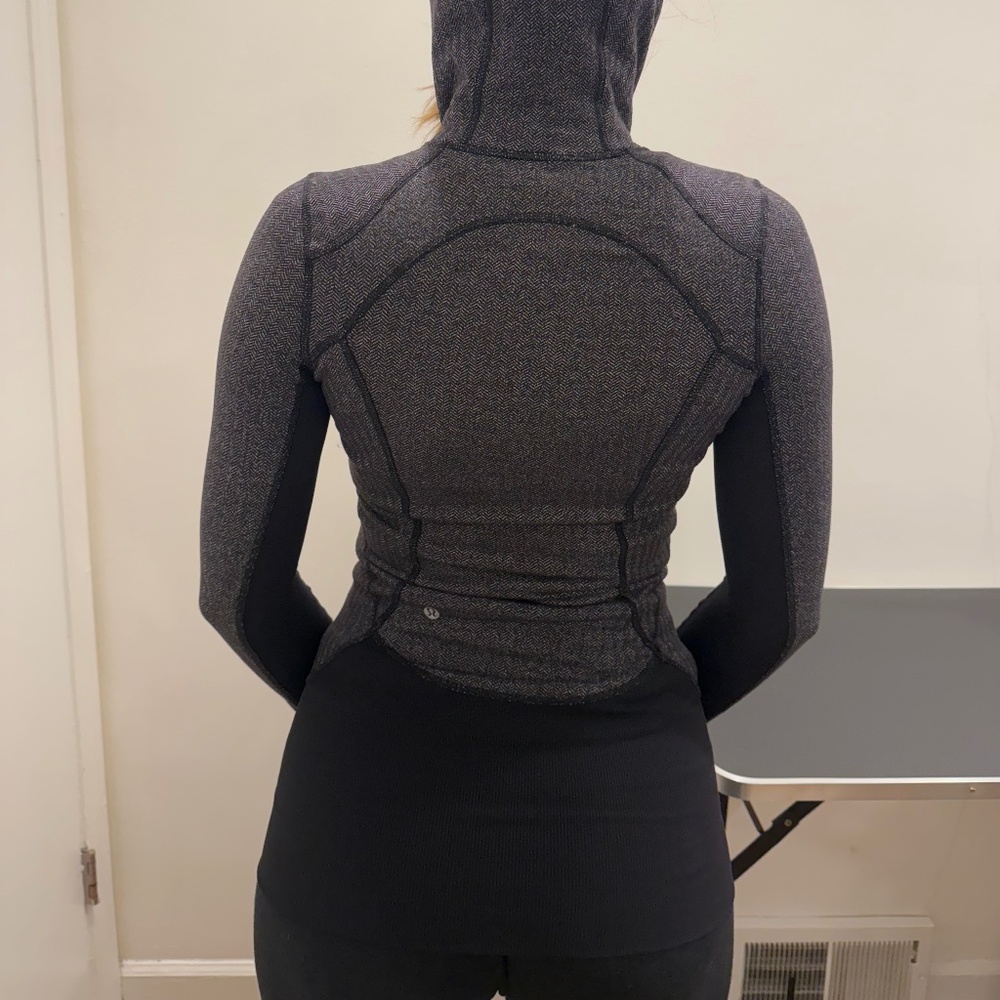 Lululemon fitted hoodie jacket
